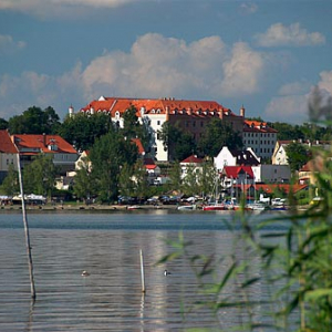 Warm-Maz. Ryn, panorama przez jezioro Rynskie.